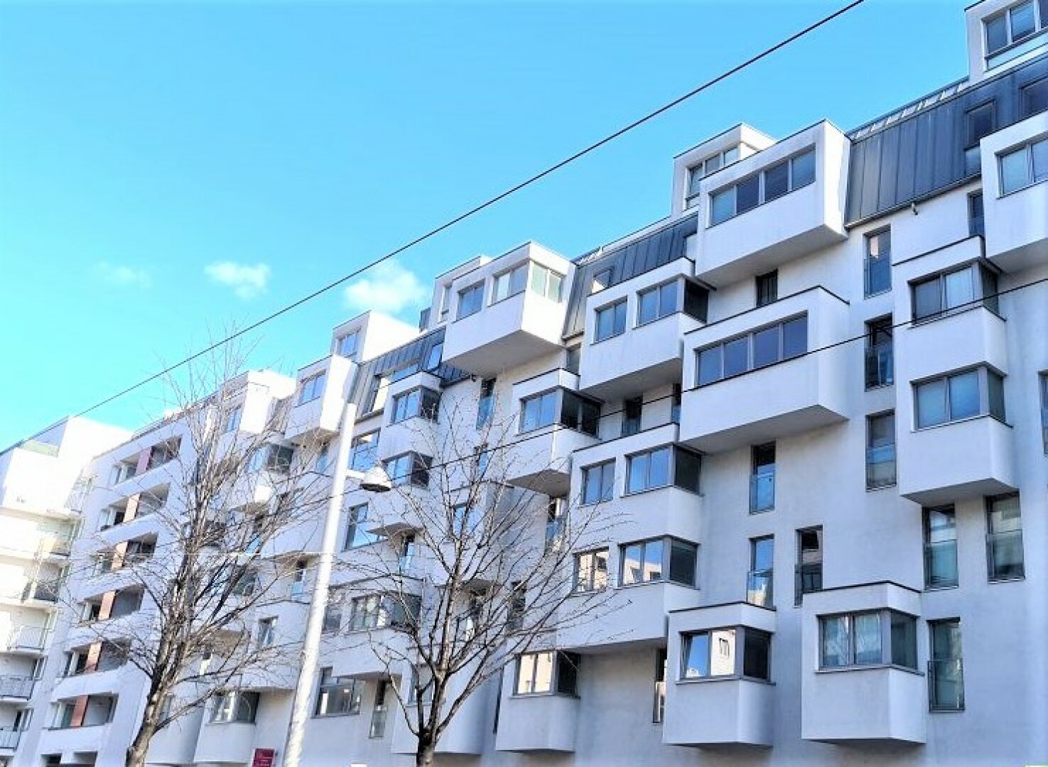 DONAUZENTRUM-NÄHE, Tokiostraße, 31 m² Apartment, Einzelwohnraum, Kochnische, Duschbad, 6. Liftstock, provisionsfrei