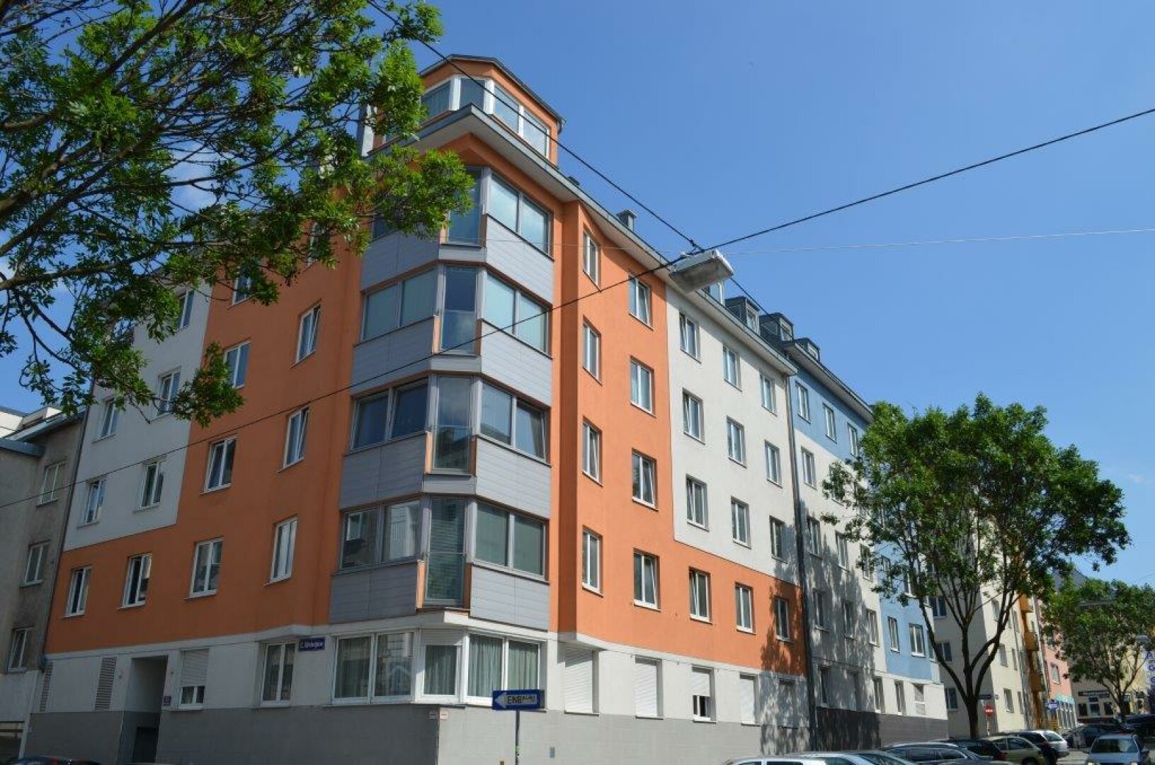 HILSCHERGASSE, U6-Nähe, sonnige 40 m2 Neubau, 2 Zimmer, Komplettküche, Wannenbad, Parketten, 4. Liftstock