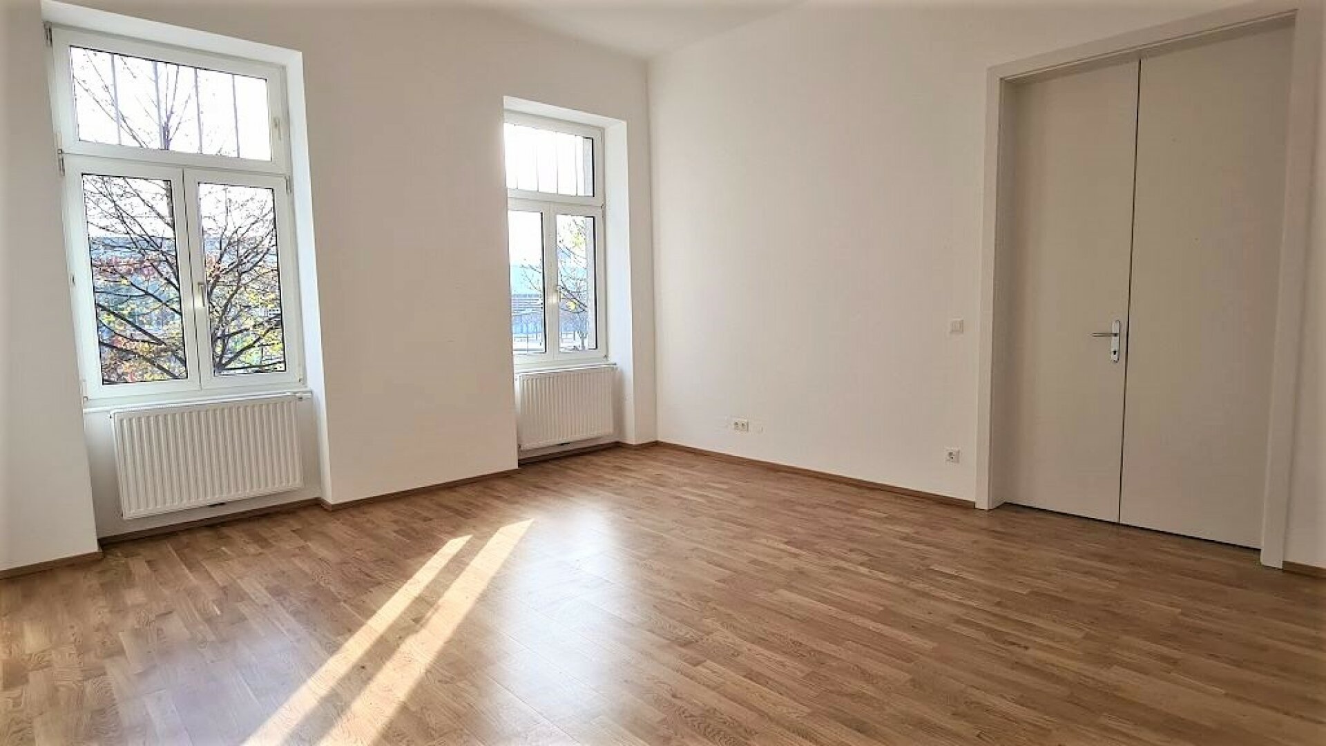 MESSE-PRATER, WU-NÄHE, 109 m² Altbau mit 1 m2 Balkon, 3 Zimmer, Küche, Wannenbad, Parketten, WG-geeignet, Sebastian-Kneipp-Gasse