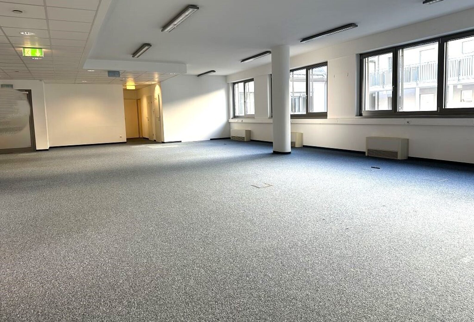SIEBENBRUNNENGASSE, klimatisiertes 266 m2 Büro oder Kanzlei, 4 Zimmer, weiter teilbar, Teeküche, Nebenräume SIEBENBRUNNENGASSE, klimatisiertes 266 m2 Büro oder Kanzlei, 4 Zimmer, weiter teilbar, Teeküche, Nebenräume