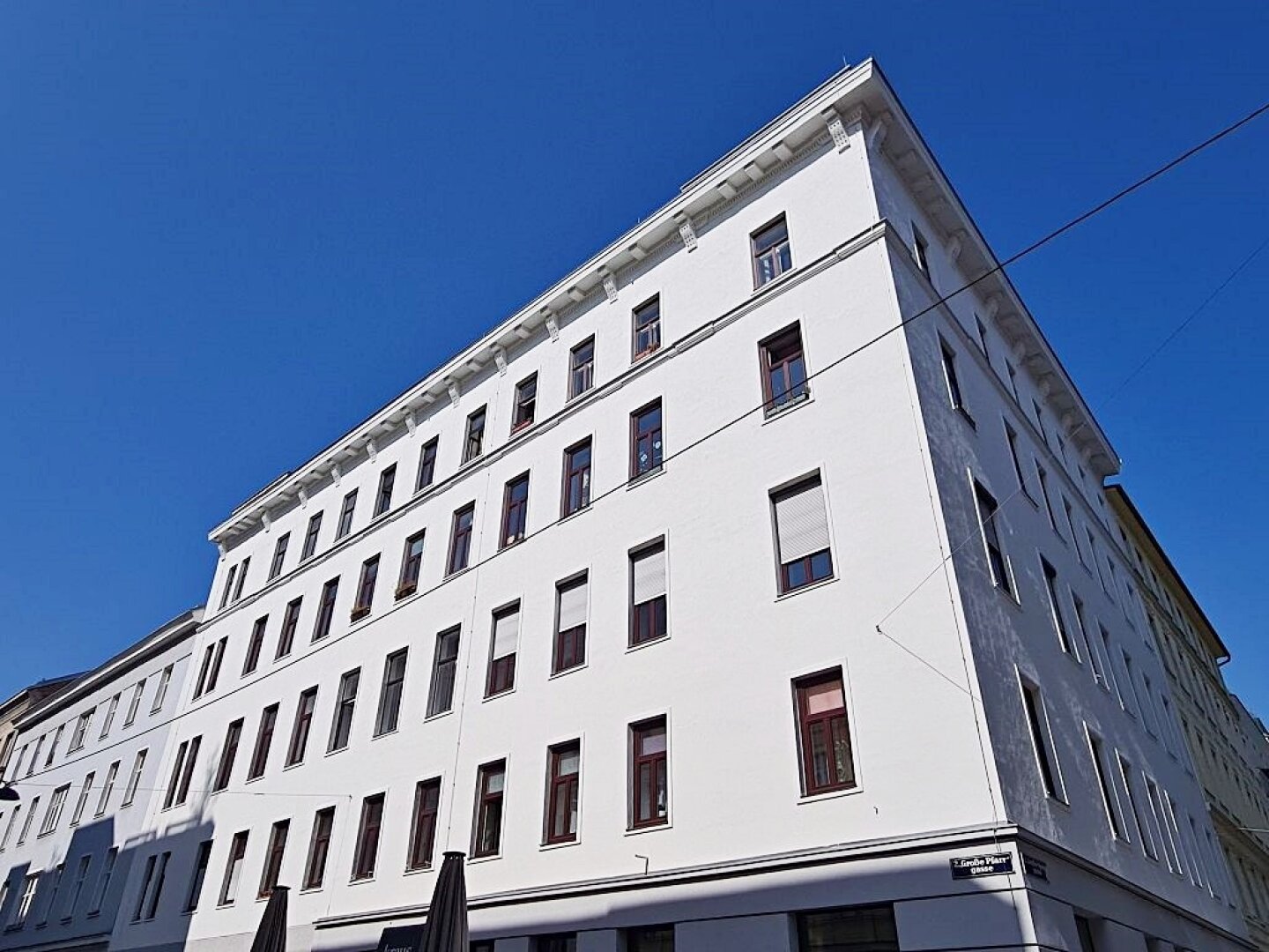 AUGARTEN-NÄHE, 71 m2 Dachgeschoß mit 9 m2 Terrasse, Wohnküche, 2 Zimmer, 2 Bäder, Parketten, Große Pfarrgasse AUGARTEN-NÄHE, 71 m2 Dachgeschoß mit 9 m2 Terrasse, Wohnküche, 2 Zimmer, 2 Bäder, Parketten, Große Pfarrgasse