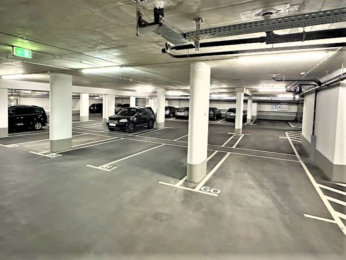 ZENTAGASSE – SIEBENBRUNNENGASSE, 4 freistehende Tiefgaragenplätze zu vermieten, zentrale Lage, unbefristet