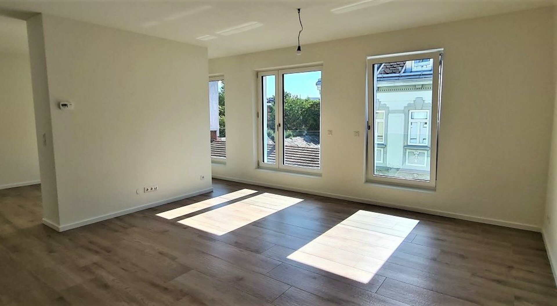 ANTON-BOSCH-GASSE, sonnige 52 m2 Neubau, Wohn-Esszimmer, Schlafzimmer, Fußbodenheizung, 3. Liftstock, Jedlesee